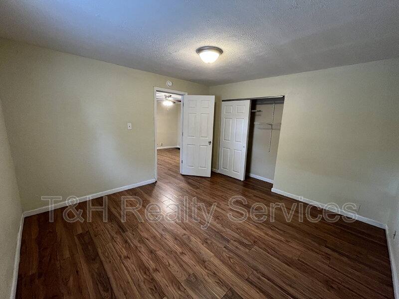 House for rent at 1551 W New York St, Indianapolis, IN 46222