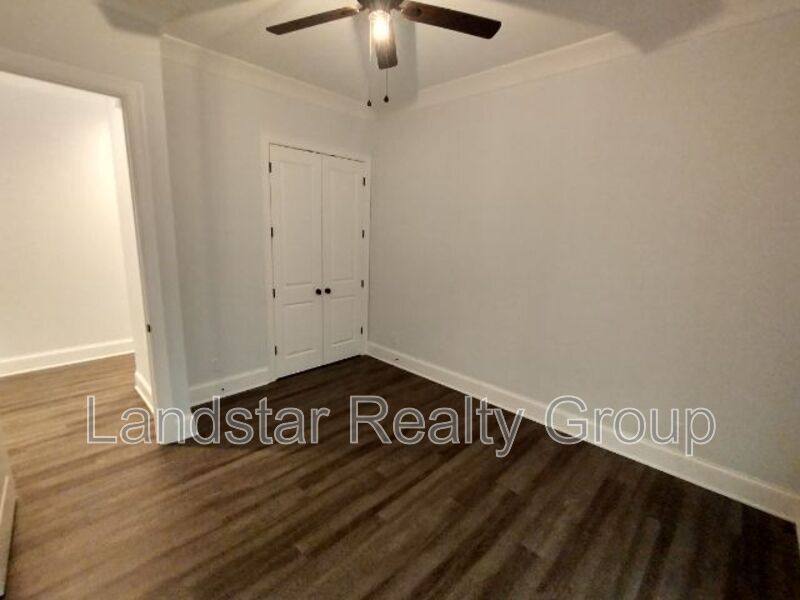 Apartment for rent at 10510 Meeting St #201, Prospect, KY 40059