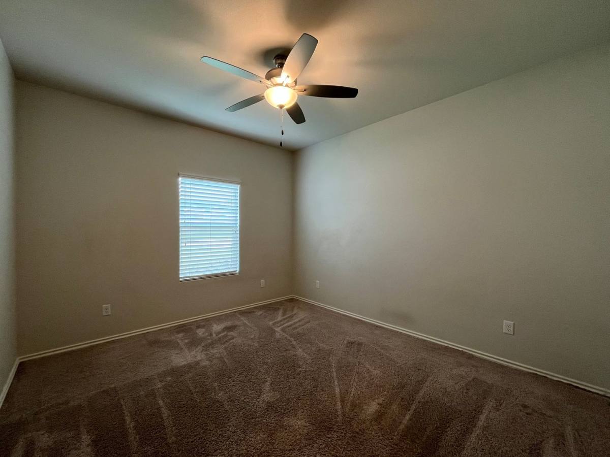House for rent at 917 Martin St, Chandler, TX 75758