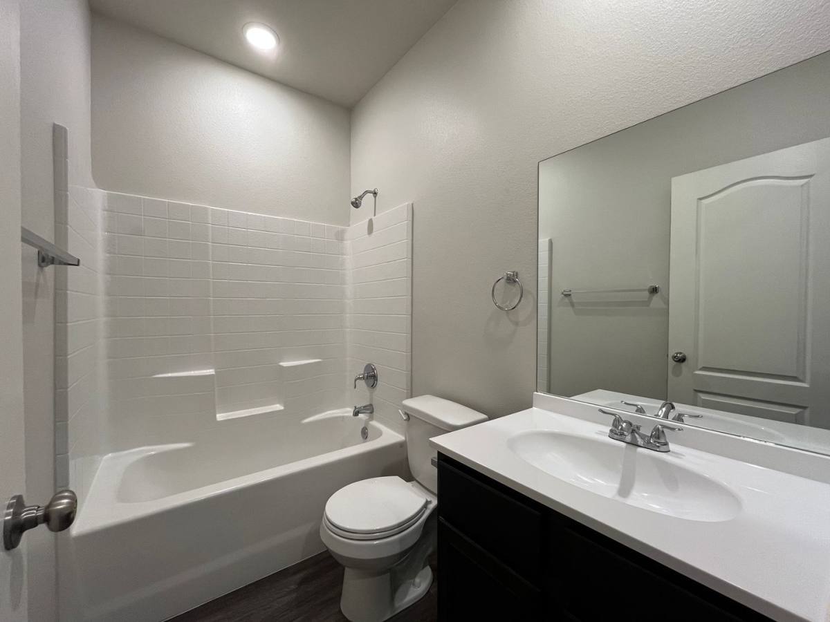 House for rent at 917 Martin St, Chandler, TX 75758