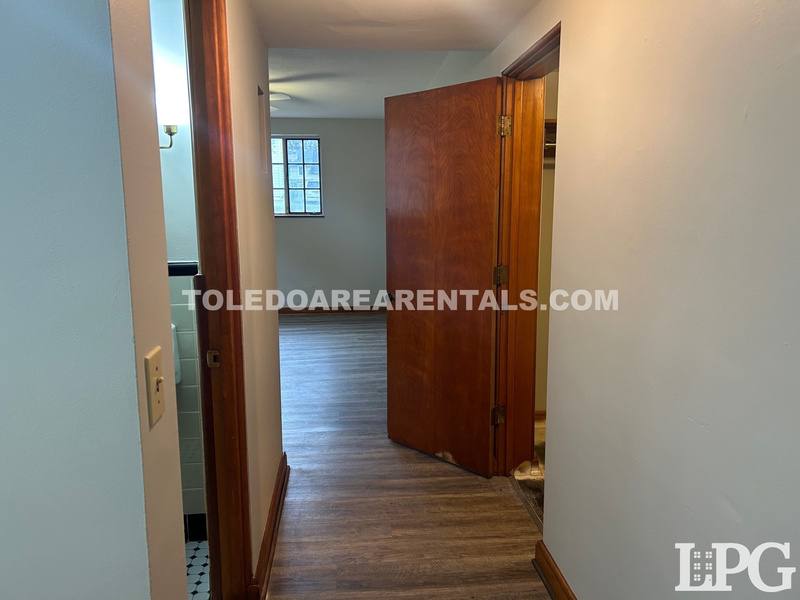 Apartment for rent at 2244 W Sylvania Ave #1, Toledo, OH 43613
