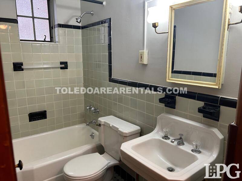 Apartment for rent at 2244 W Sylvania Ave #1, Toledo, OH 43613