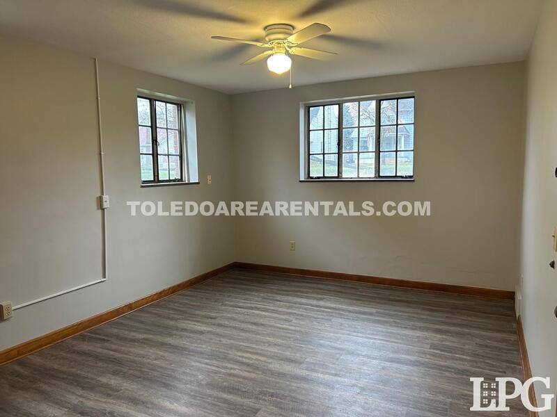Apartment for rent at 2244 W Sylvania Ave #1, Toledo, OH 43613