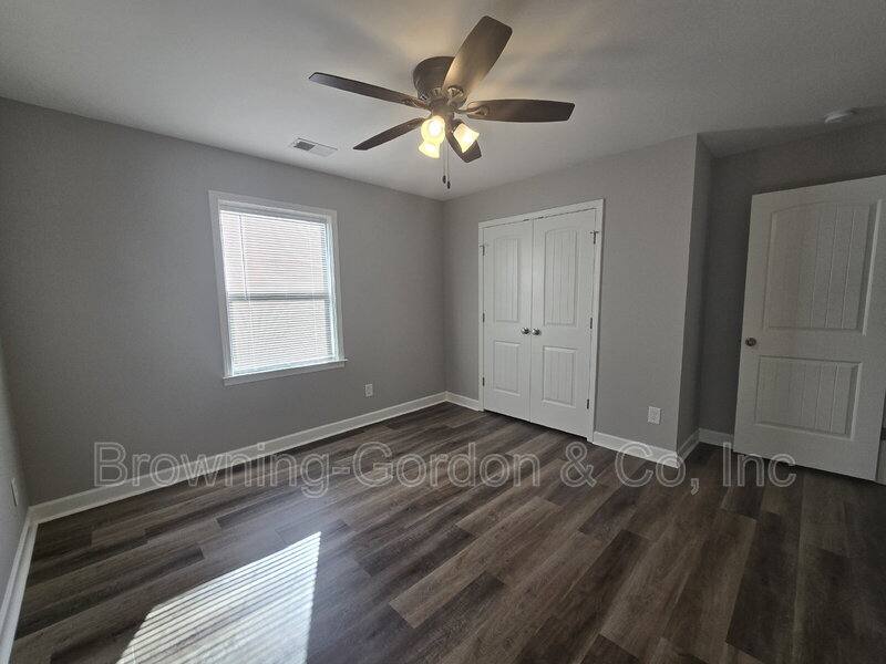 Apartment for rent at 736 Baugh Rd, Nashville, TN 37221