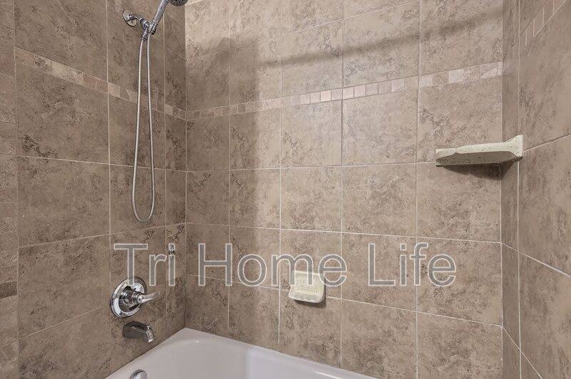 Apartment for rent at 4725 S Acoma St, Englewood, CO 80110