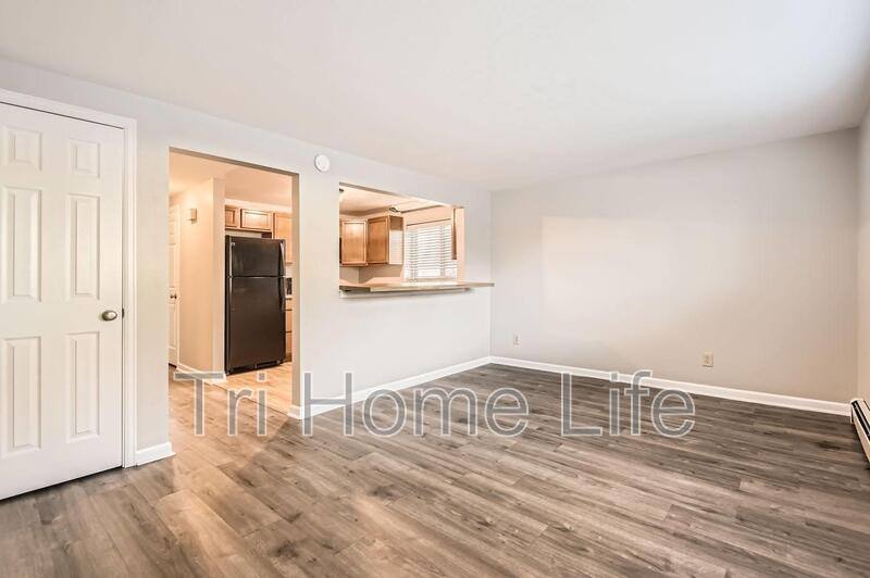 Apartment for rent at 4725 S Acoma St, Englewood, CO 80110