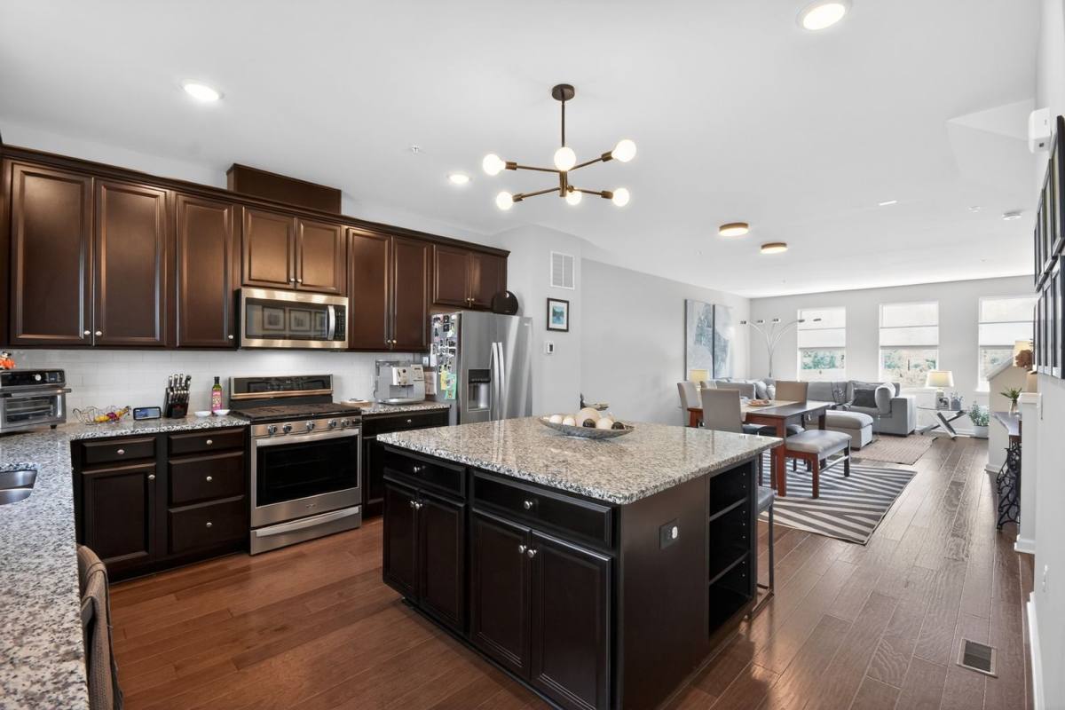 Townhouse for rent at 342 S Dr, North Brunswick, NJ 08902