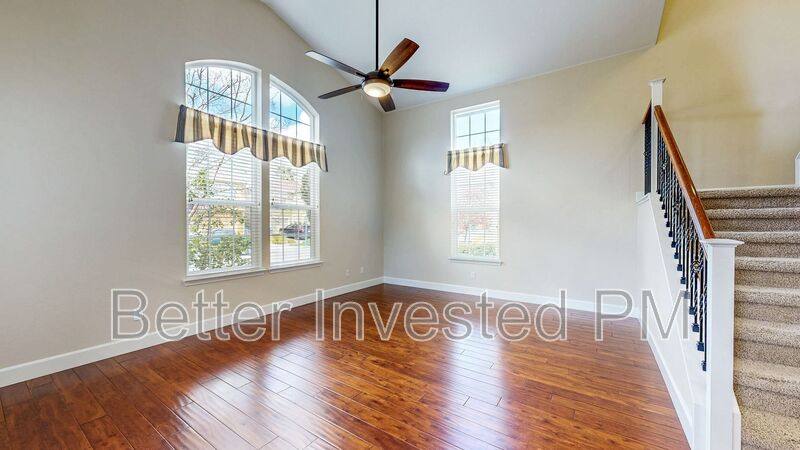 House for rent at 1969 Northfield Dr, Santa Rosa, CA 95403