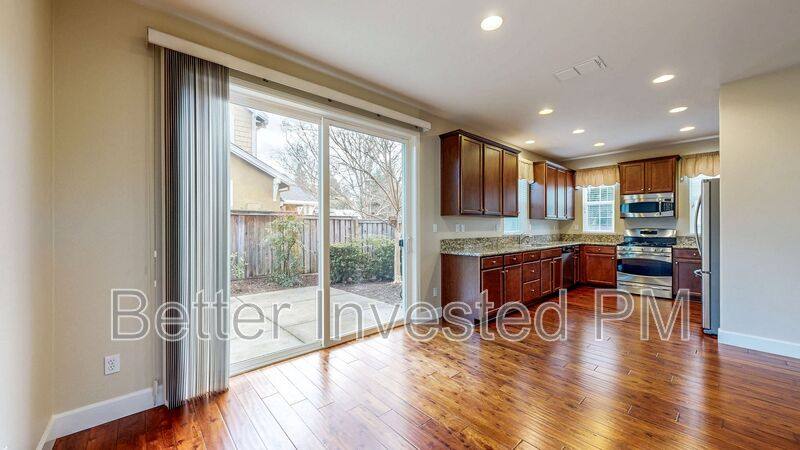 House for rent at 1969 Northfield Dr, Santa Rosa, CA 95403