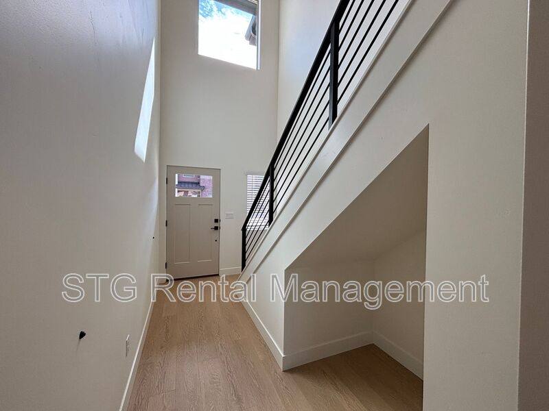 Townhouse for rent at 73 N 520 W #11, Hurricane, UT 84737