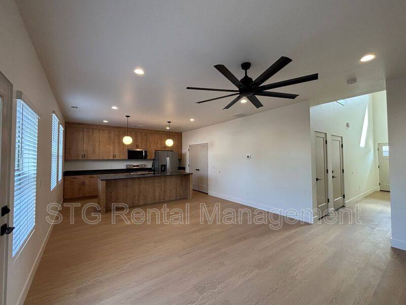 Townhouse for rent at 73 N 520 W #11, Hurricane, UT 84737