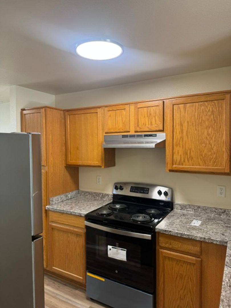 Townhouse for rent at 2030 Brookhurst St #35, Medford, OR 97501
