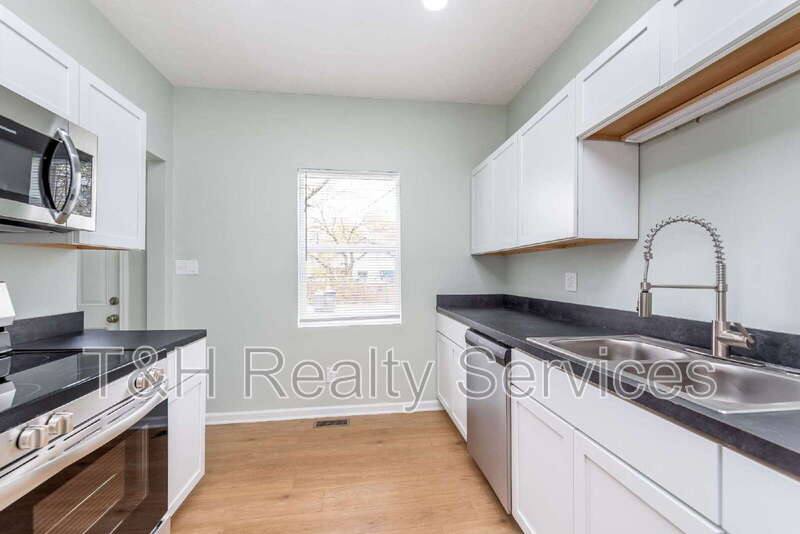 Apartment for rent at 326 Jefferson Ave, Indianapolis, IN 46201