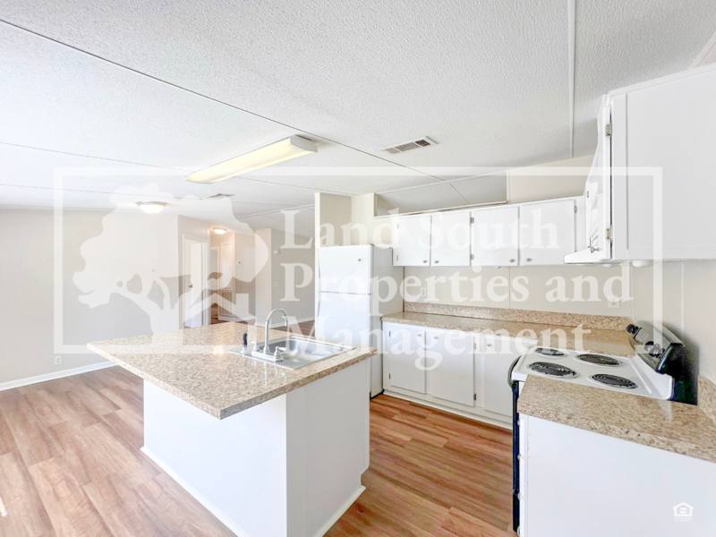 House for rent at 3230 J & Manor Rd, Lakeland, FL 33810