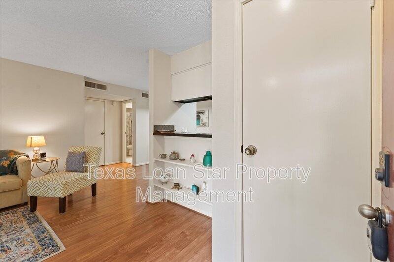 Condo for rent at 2120 El Paseo St #2509, Houston, TX 77054