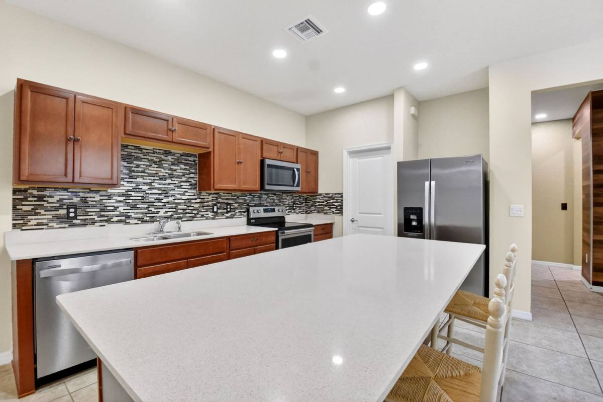 Townhouse for rent at 2833 Troubadour St, West Palm Beach, FL 33406