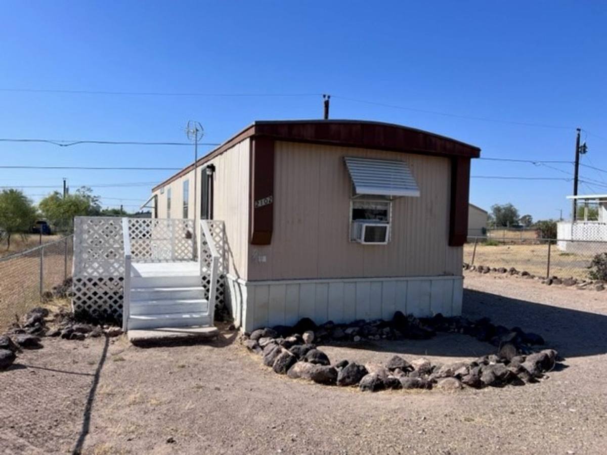 House for rent at 2102 Hermosa Dr, Bullhead City, AZ 86442