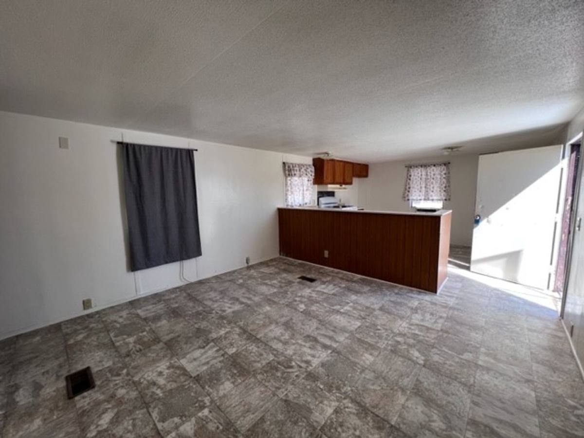 House for rent at 2102 Hermosa Dr, Bullhead City, AZ 86442