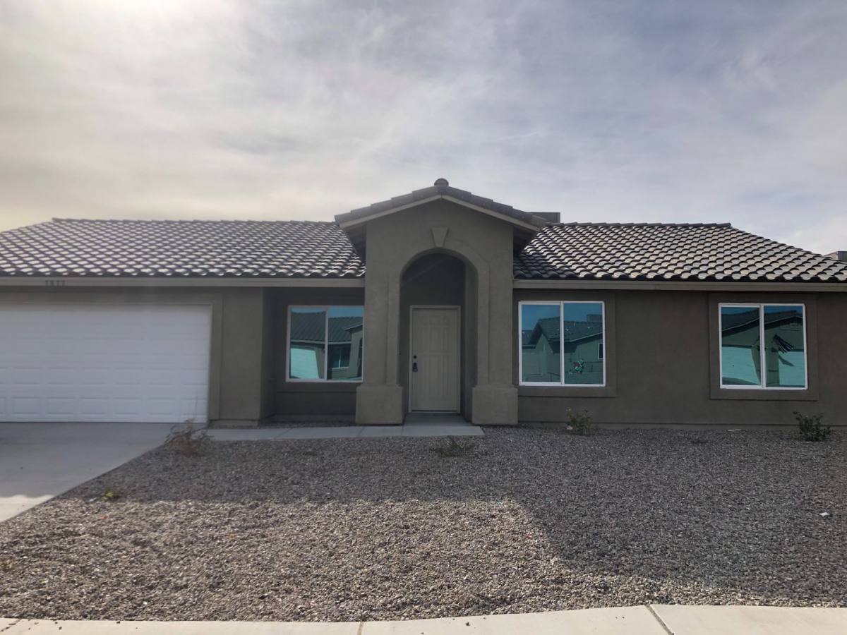 7877 E 43rd Place, Yuma, AZ 85365 - House for Rent