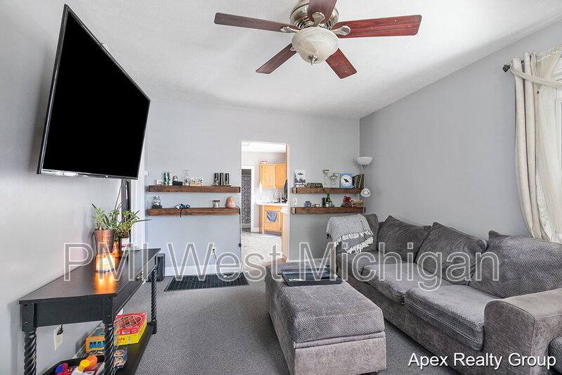 Apartment for rent at 1530 Quarry Ave NW #1, Grand Rapids, MI 49504