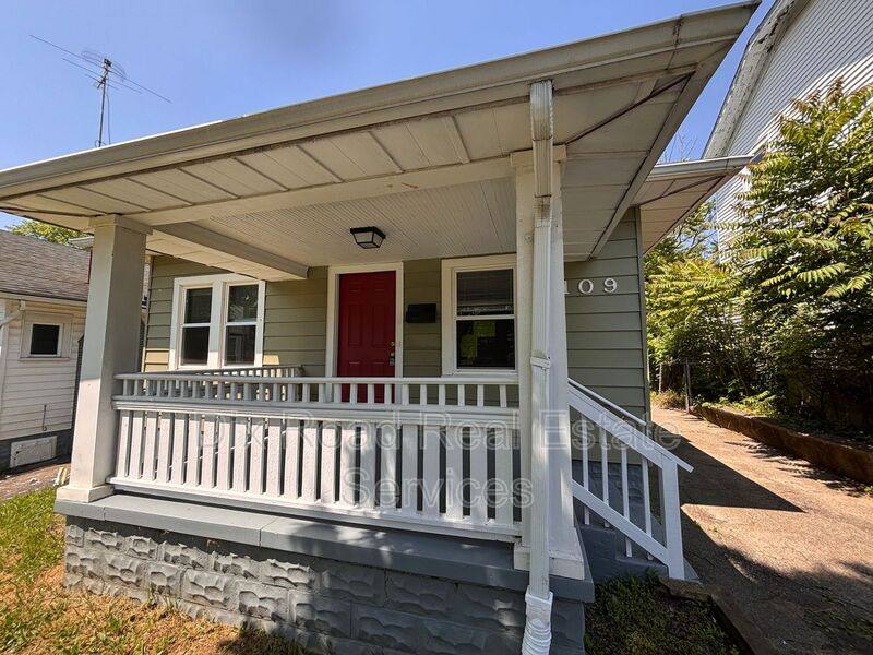 House for rent at 2109 Victoria Ave, Dayton, OH 45406