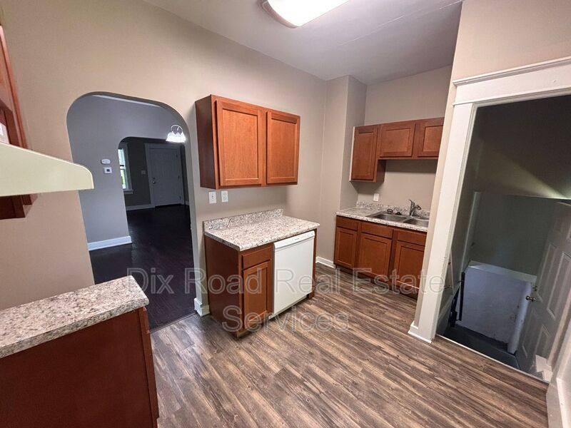 House for rent at 2109 Victoria Ave, Dayton, OH 45406