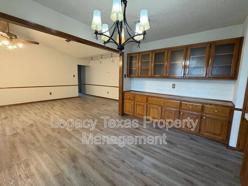 House for rent at 1203 Stonelake, Cleburne, TX 76033