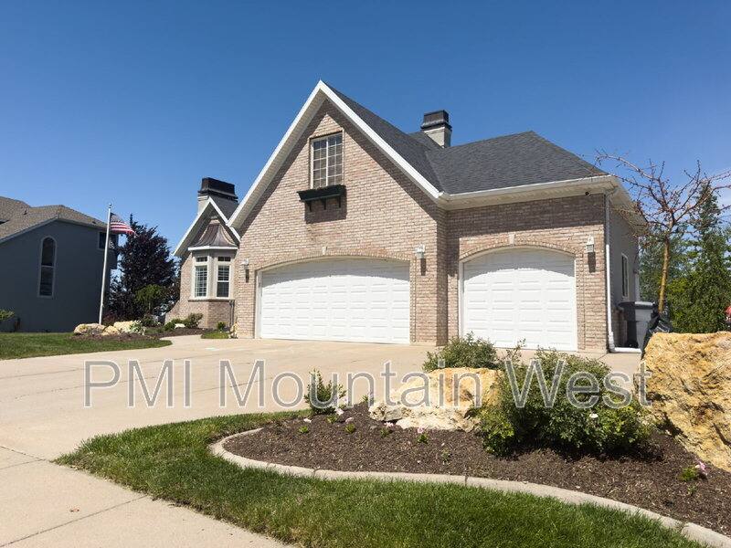 House for rent at 49 N Fairway Dr, North Salt Lake, UT 84054