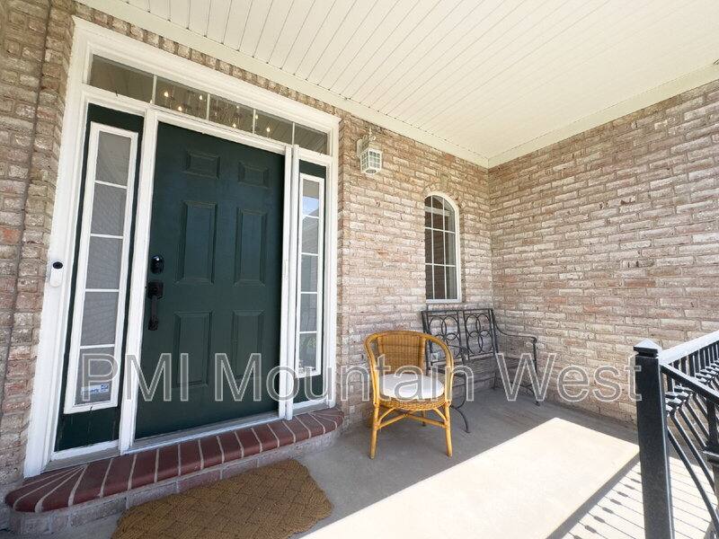 House for rent at 49 N Fairway Dr, North Salt Lake, UT 84054