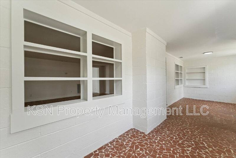 House for rent at 1921 Fitzgerald St, Savannah, GA 31405