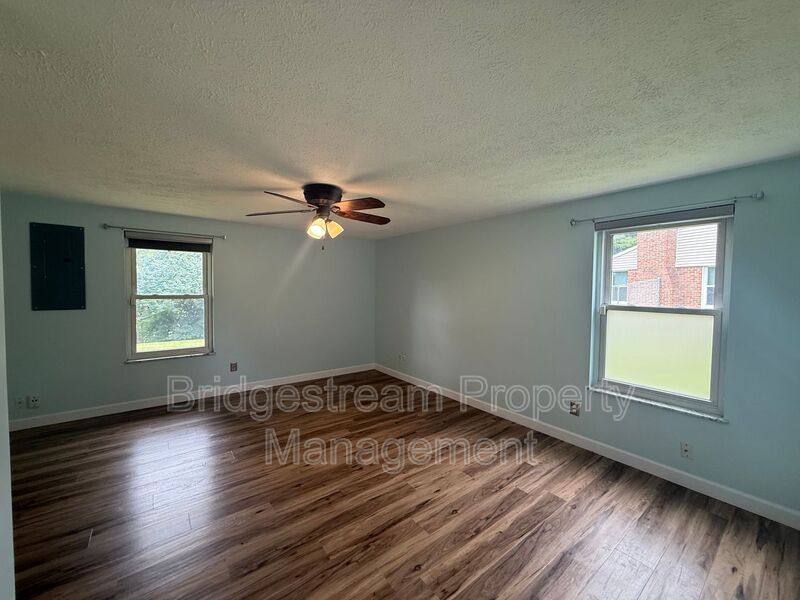 House for rent at 7611 Blossomview Court, Dayton, OH 45424