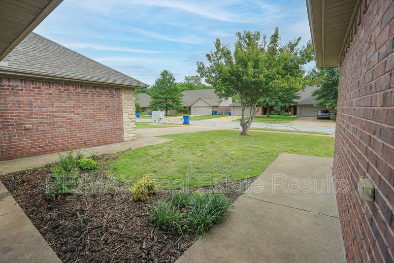 Apartment for rent at 3509 SW Deerfield Blvd #1, Bentonville, AR 72713