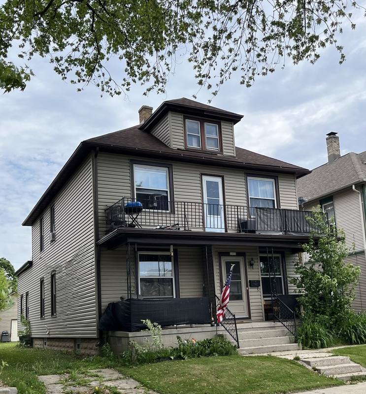 Apartment for rent at 1561 N 15th St, Sheboygan, WI 53081