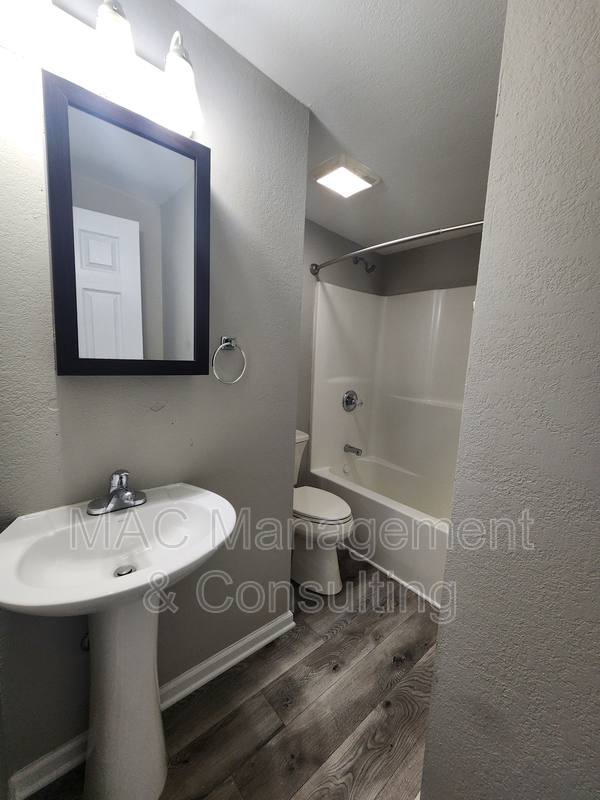 Apartment for rent at 1319 Autumn Ave #D, Cookeville, TN 38501