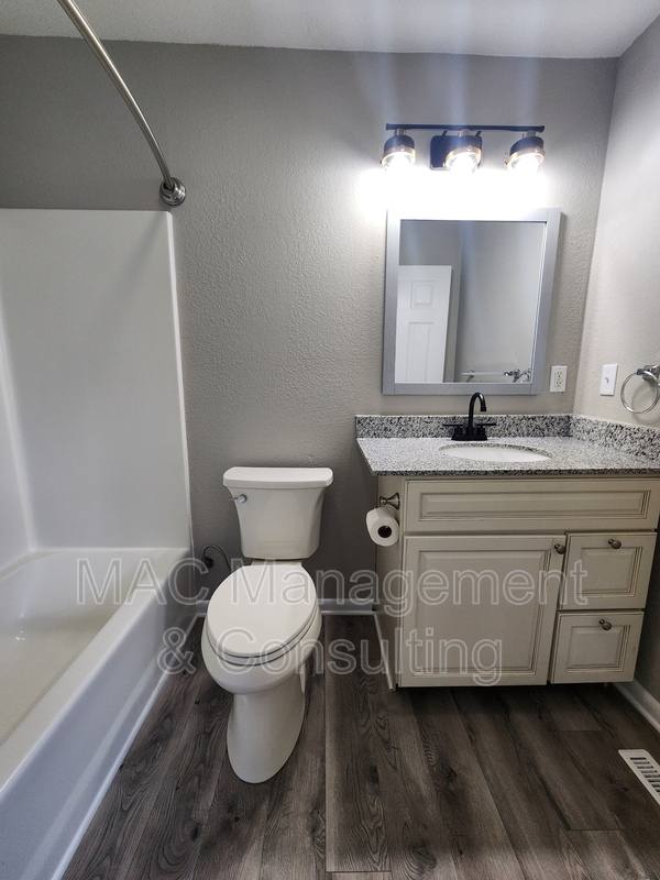 Apartment for rent at 1319 Autumn Ave #D, Cookeville, TN 38501