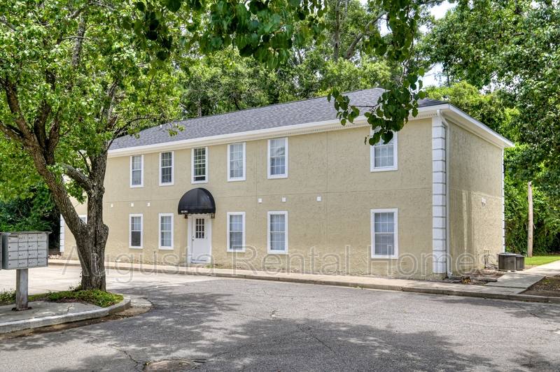 Apartment for rent at 940 Stevens Creek Rd #302, Augusta, GA 30907