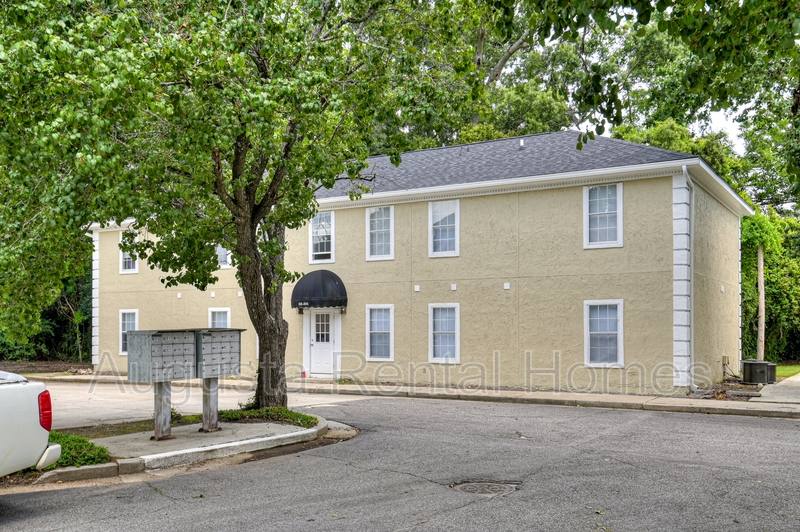 Apartment for rent at 940 Stevens Creek Rd #302, Augusta, GA 30907