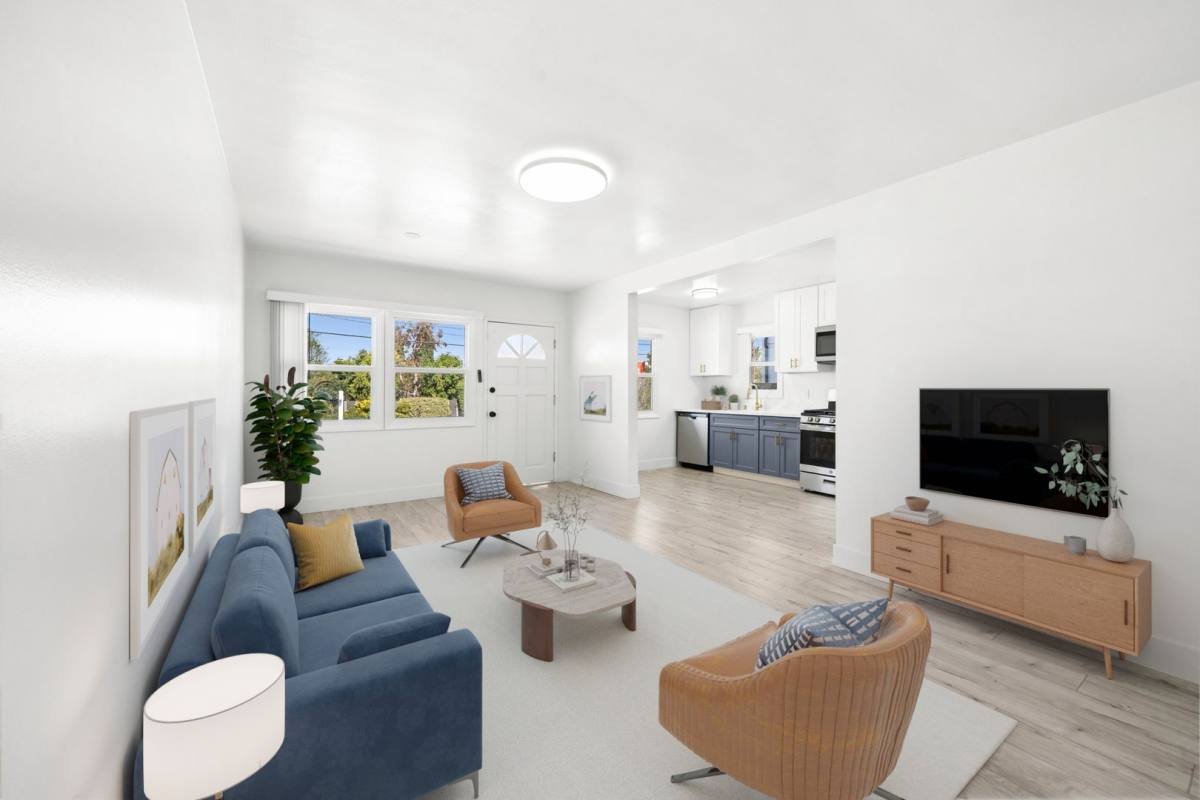 Apartment for rent at 1612 Orange Ave, Costa Mesa, CA 92627