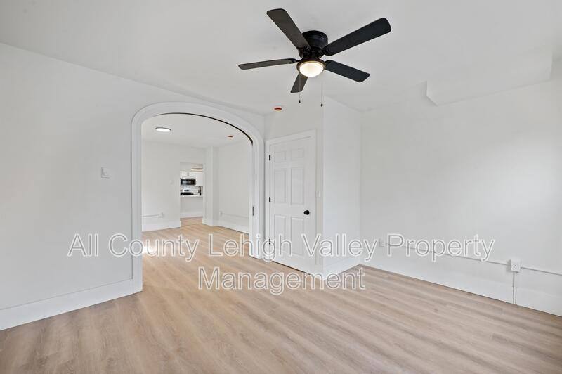 Apartment for rent at 122 E Goepp St #1, Bethlehem, PA 18018