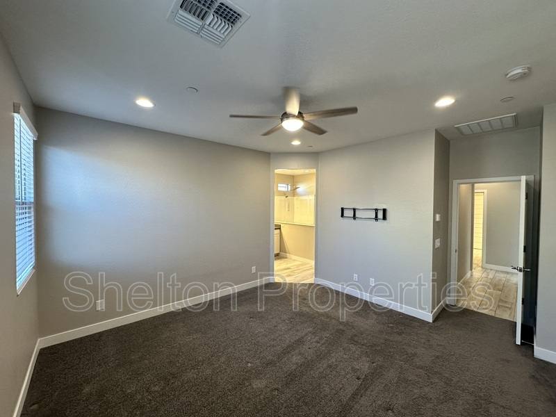 House for rent at 13180 W Cliffrose Rd, Peoria, AZ 85383