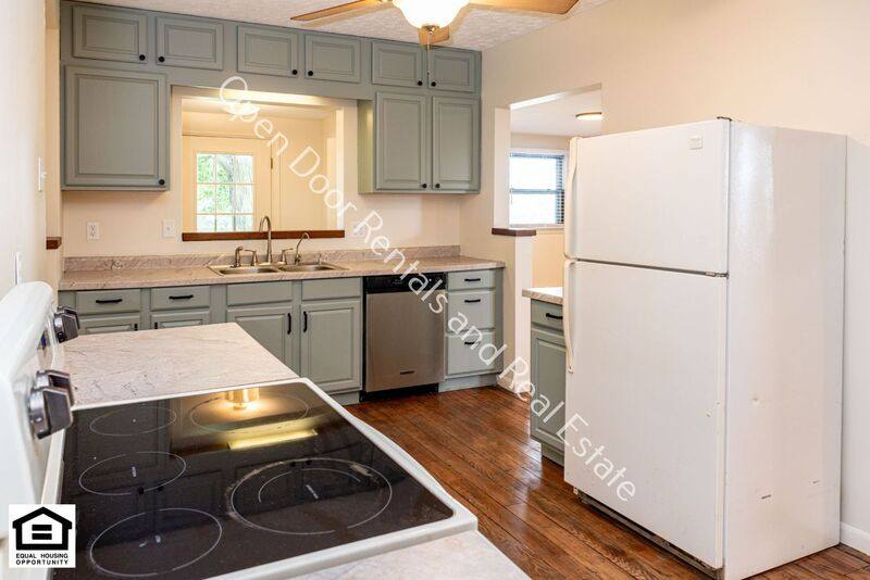 House for rent at 20329 Notestine Rd #1, Woodburn, IN 46797