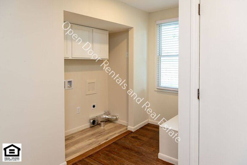 House for rent at 20329 Notestine Rd #1, Woodburn, IN 46797