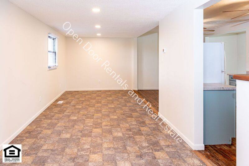 House for rent at 20329 Notestine Rd #1, Woodburn, IN 46797