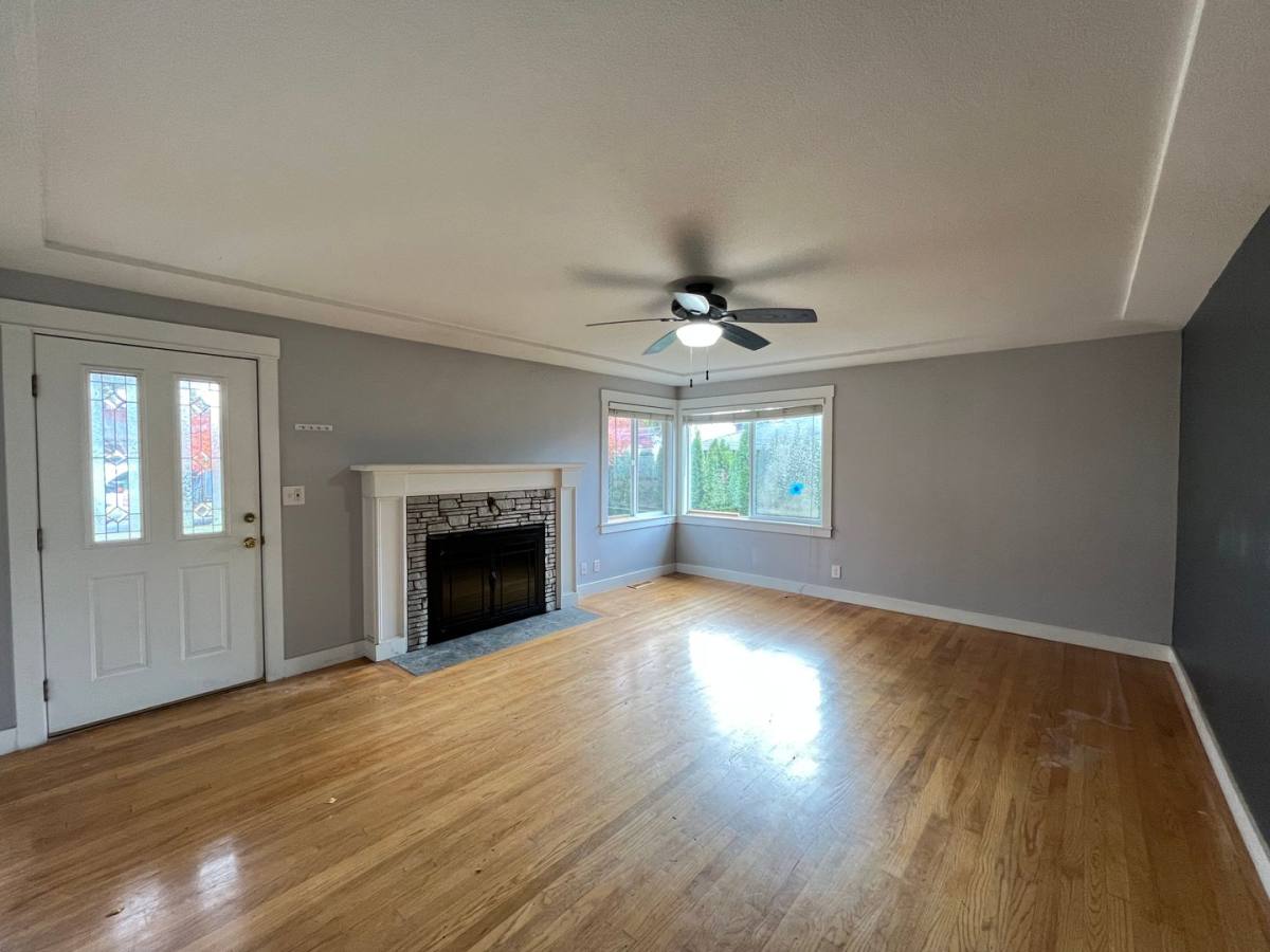House for rent at 1650 Manor Dr, Gladstone, OR 97027