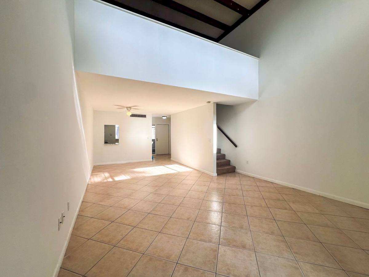 Condo for rent at 605 SW 75th St #210, Gainesville, FL 32607