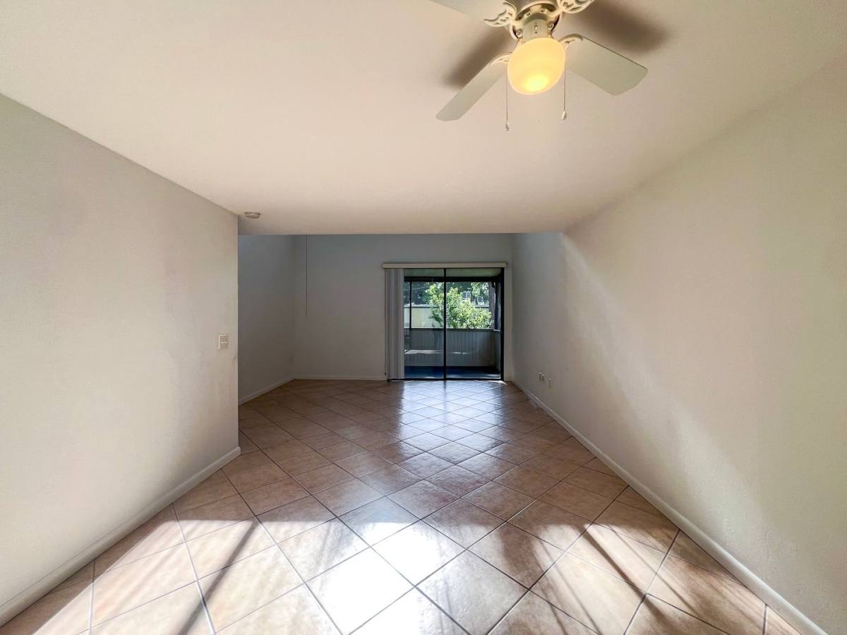 Condo for rent at 605 SW 75th St #210, Gainesville, FL 32607