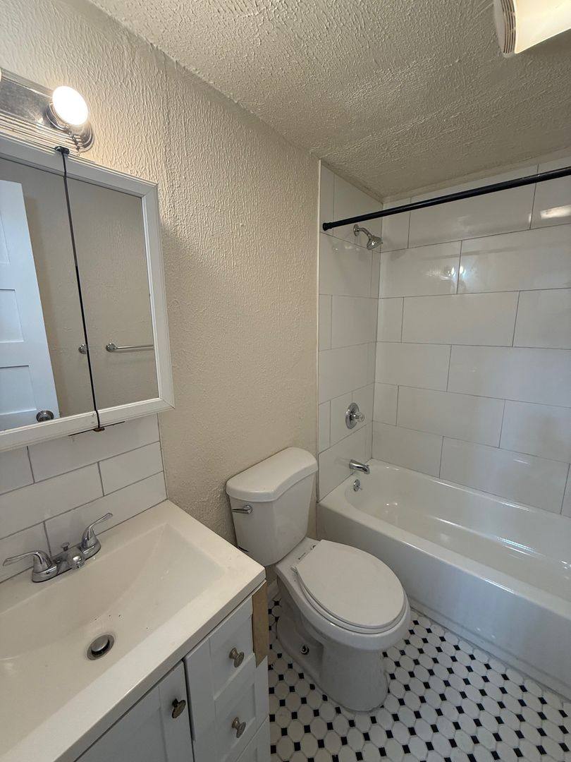 Apartment for rent at 51 Lander St, Newburgh, NY 12550