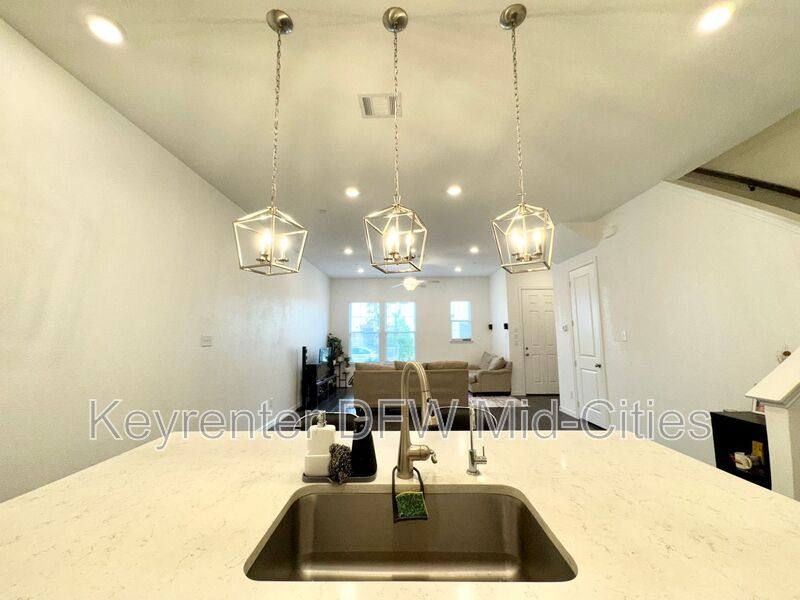 House for rent at 9927 Tolbert St, Irving, TX 75063