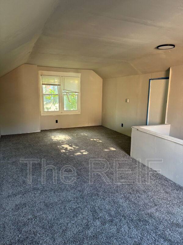 House for rent at 13137 Elmdale St, Detroit, MI 48213