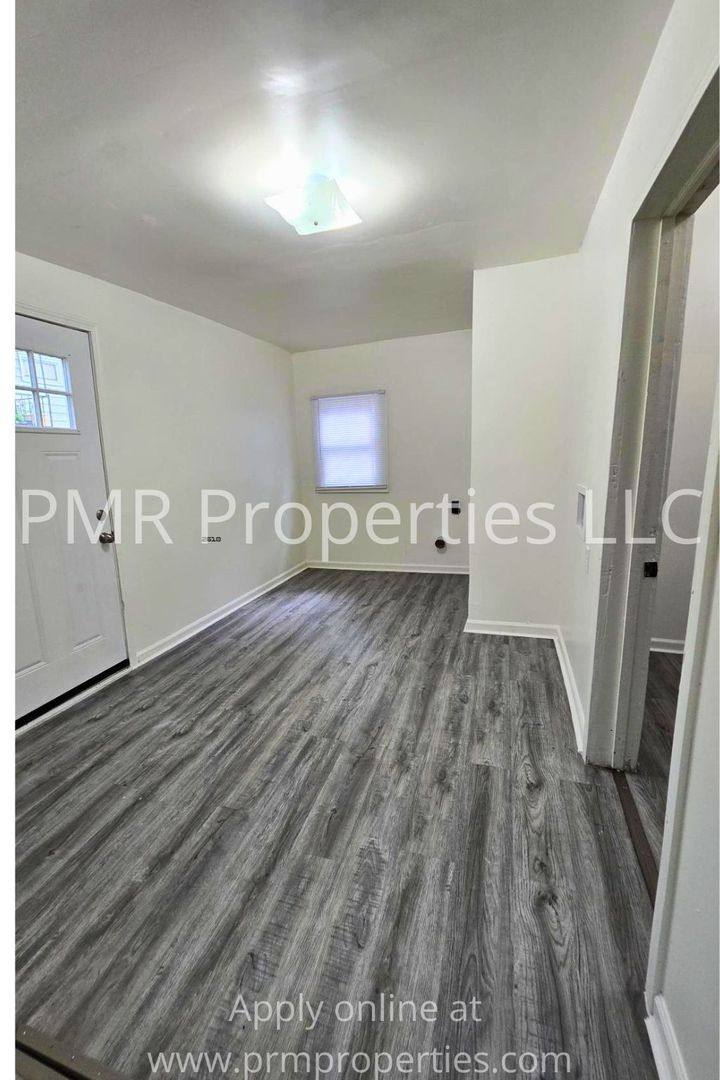 House for rent at 3517 Lafayette St, Saint Joseph, MO 64507